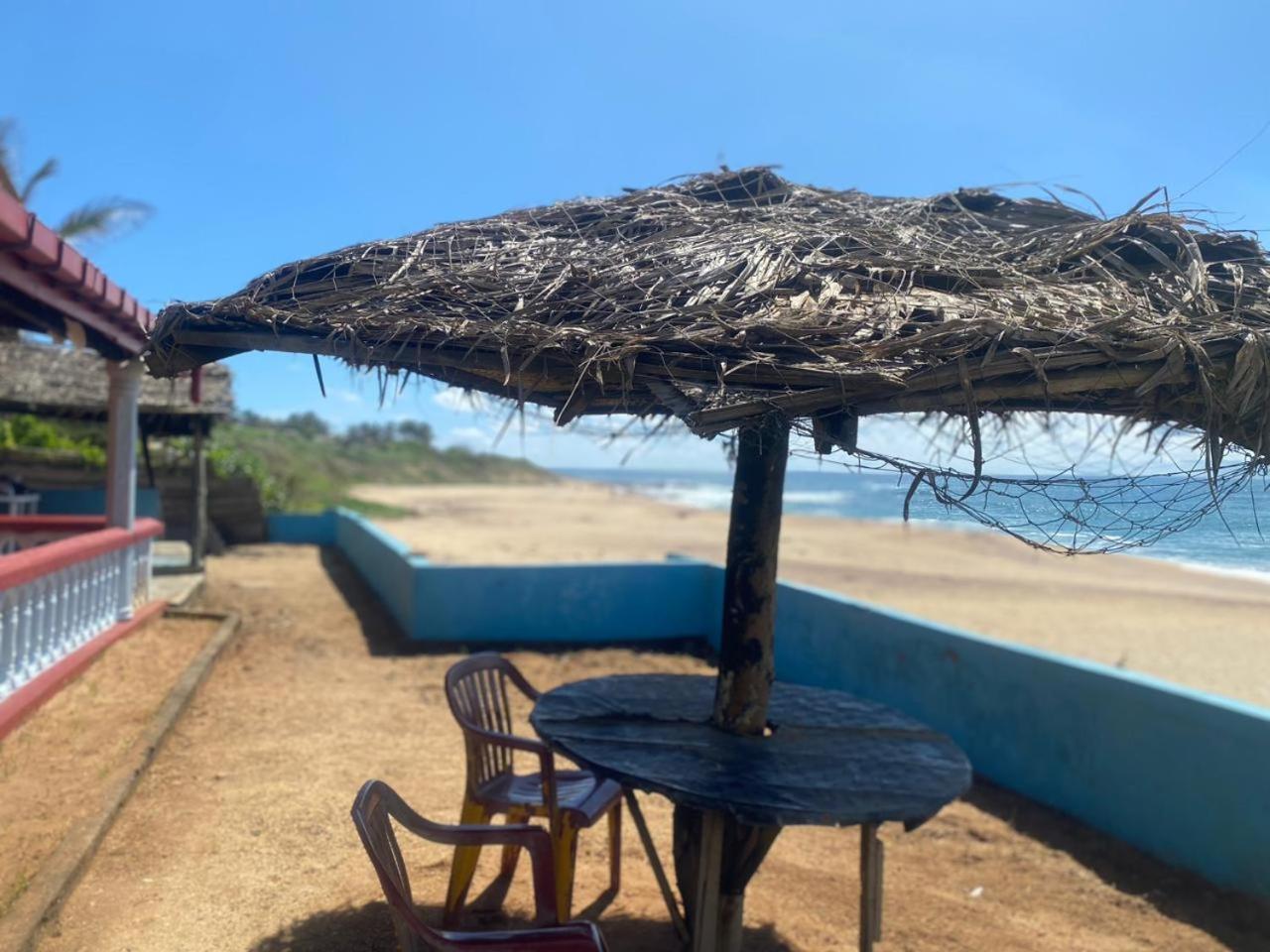 Happy Beach Safari Retreat Hambantota Buitenkant foto