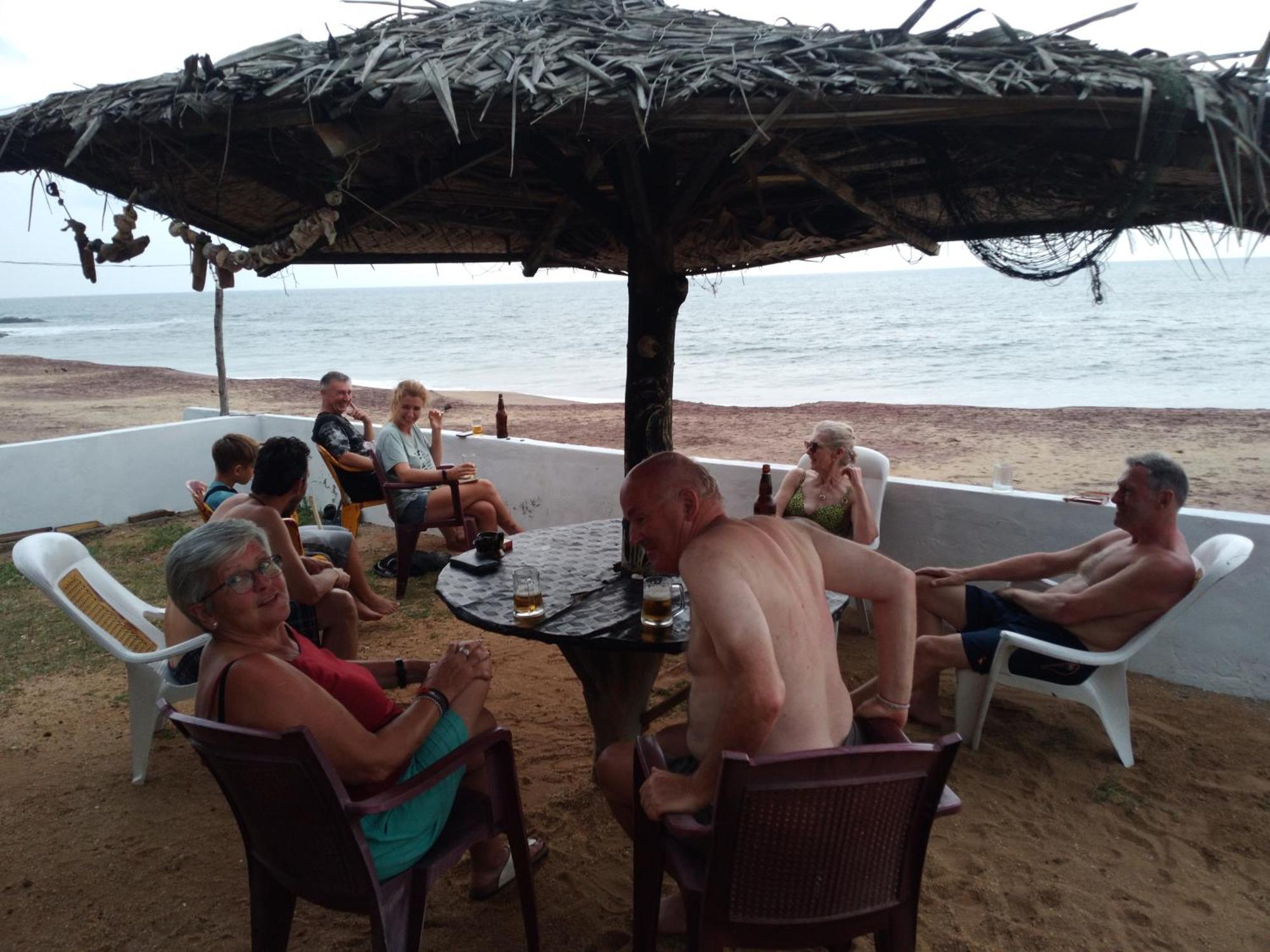 Happy Beach Safari Retreat Hambantota Kamer foto